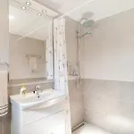 Mm Podstrana