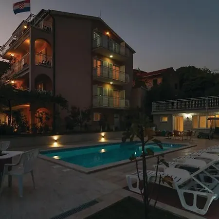 Apartment Mm
