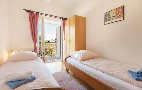 Mm Apartman Podstrana