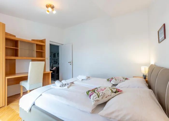 Mm Apartman Podstrana